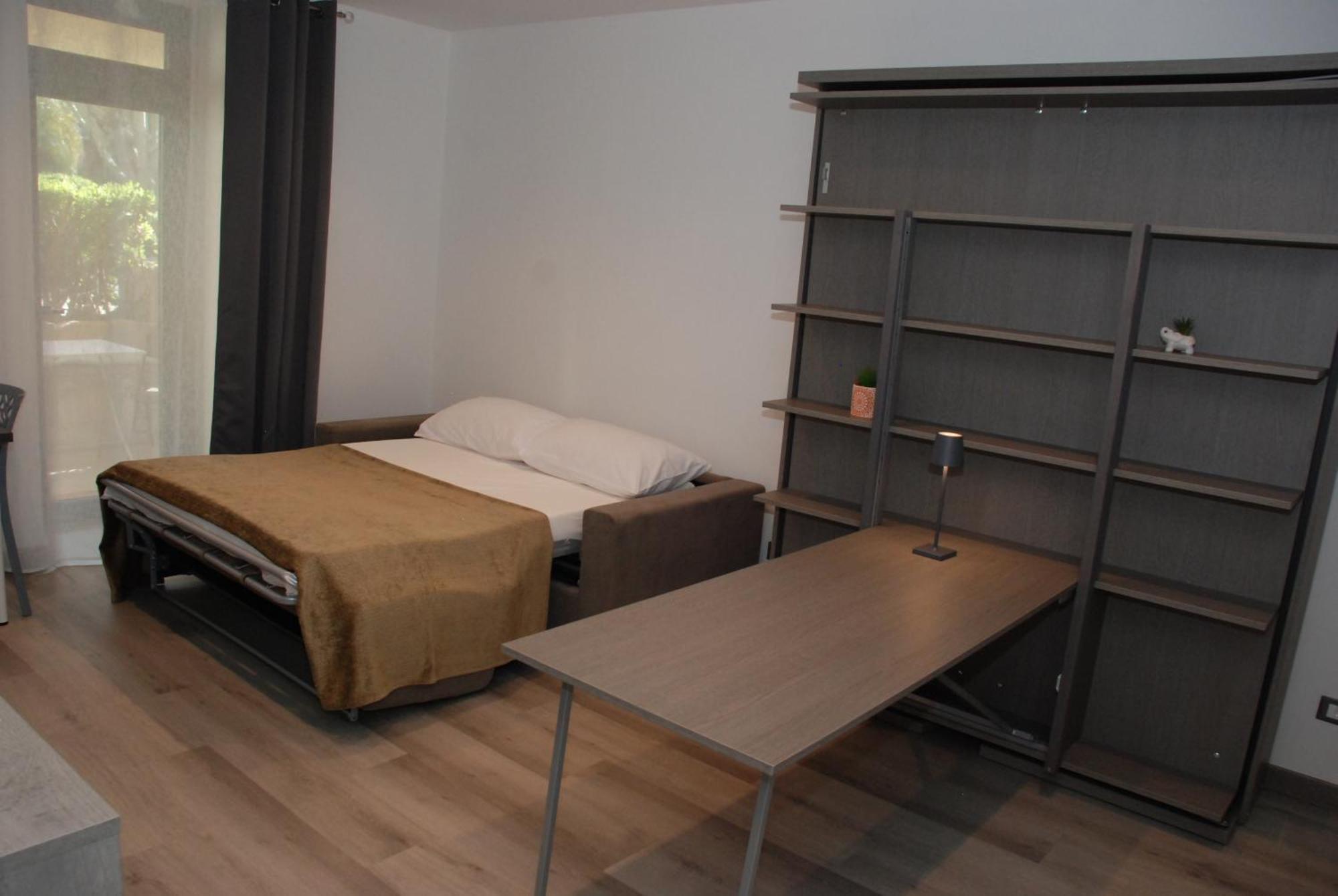 Giardino Del Mare Apartment Бордихера Екстериор снимка